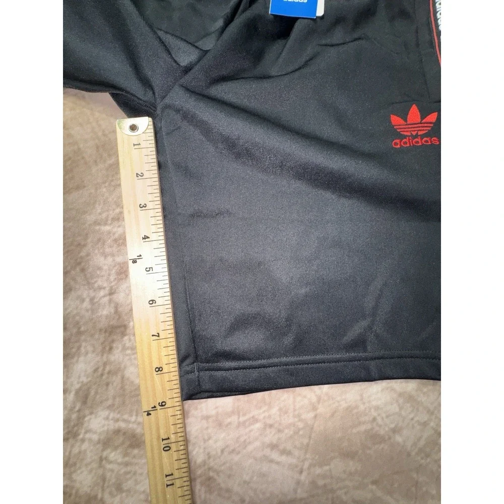 NWT Boys Adidas Originals Trefoil Lifestyle Shorts Black/Red IX1852 Size XL